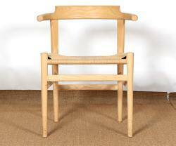 HANS J WEGNER, STOL