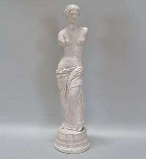 Statyett, Venus Di Milo konstmassa, H 57 cm.