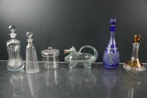 FLASKOR, 5 st, samt glasburk med lock