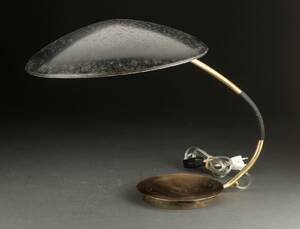 Christian Dell. Kaiser Idell bordlampe model 6787