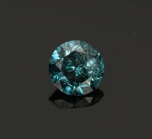 En uindfattet farvet grøn diamant, farvet 0,35 ct