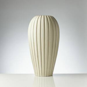 Golvvas, Vicke Lindstrand 1904-1983