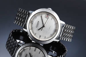 Citizen Automatic. Vintage herreur i stål med sølvfarvet skive med dato, ca. 1970
