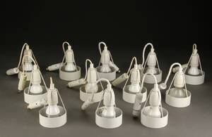 12 pendler, Erik Møller. Model Pakhus, 16800. 12