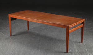 Illum Wikkelsø. Sofabord af teak