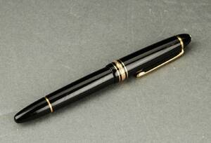 Mont Blanc Meisterstuck fyldepen
