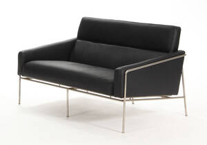 Arne Jacobsen. To-pers. lufthavnssofa, model 3302