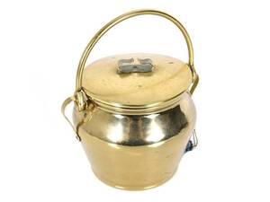 Urna med lock
