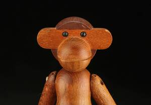 Kay Bojesen. Abe af teak