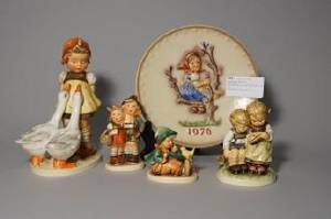Hummelfigurer, 4 st samt tallrik