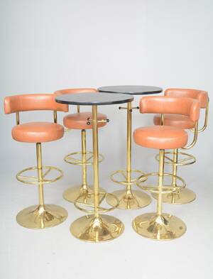 Barbord, samt barstolar, Johansson design.