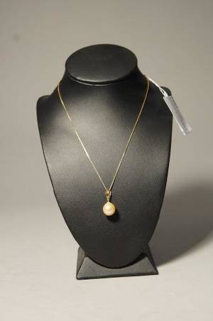 Halskedja med berlock, 18K
