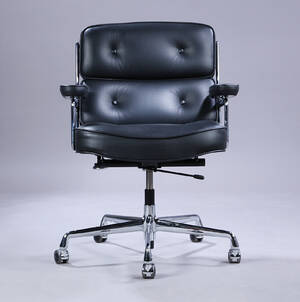 Charles Eames. Kontorstol. Time Life Lobby Chair, sort læder