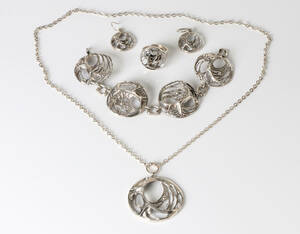 SILVERSMYCKEN