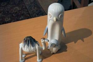 Figuriner, 2 st