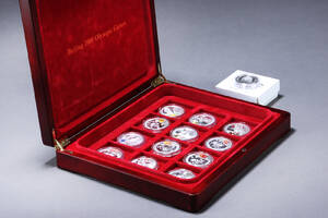Kina, OL Beijing 10 yuan FINSØLV 2008 samt mindemedalje 1995 13