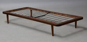 Dansk møbelproducent. Daybed, 1950erne Denne vare er sat til omsalg under nyt varenummer 5102320