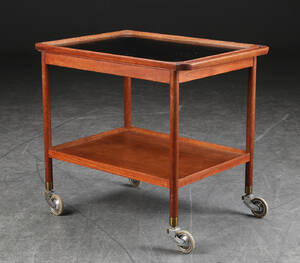 Ludvig Pontoppidan. Rullebord serveringsbord af teak