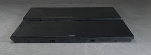 Sharp. Et par 80 tommer LCD smart tv. 2