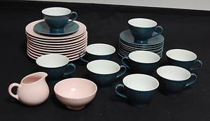 KAFFESERVISDELAR, 31 delar, bland annat Sointu Kaj Franck, Arabia, 1950-tal.