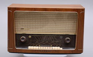 RADIO, Grundig.