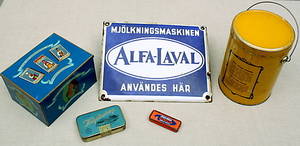 PLÅTBURKAR EMALJERAD SKYLT, 5 delar.