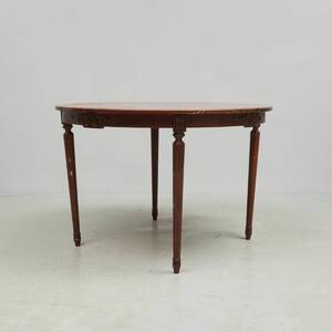 Matbord, Gustaviansk stil. Diameter 110cm