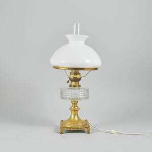 Bordsfotogenlampa
