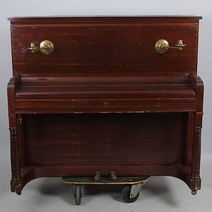 PIANO, Löfmark Haglund, mahogny med lampetter i mässing.