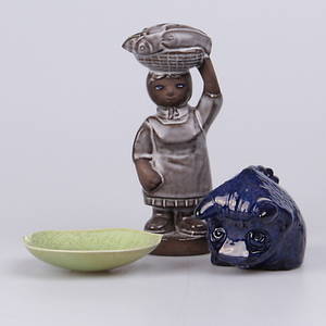 FAT, samt figuriner, 3 st. Delvis Löva, Gabrielle Citron-Tengborg, Gustavsberg.
