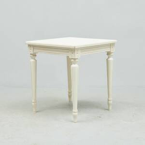Lampbord, Gustaviansk stil. Bredd 50