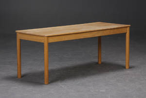 Børge Mogensen 1914-1972. Sofabord af massiv eg, model 5353