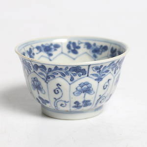 VINSKÅL, porslin, Kangxi, Kina, 1600-tal.