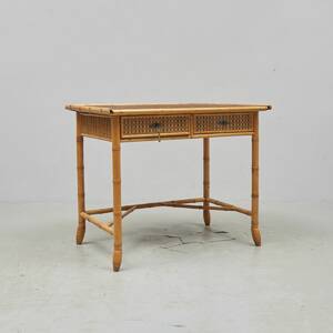 Skrivbord, Bambu. Bredd 92 cm. Djup 61 cm. Höjd 76 cm
