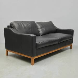 Soffa, Teak och svart skinn
