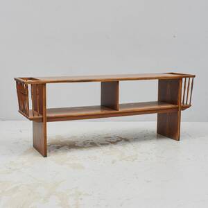 Sideboard, Idegran. Längd 160 cm. Djup 31 cm