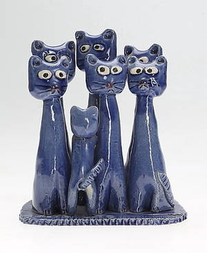 ALVAR SAARI. Seven Cats, skulptur, keramik, signerad och daterad 1988.