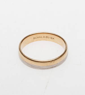 RING, 18k guld, vikt ca 6,2 gr.