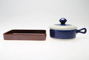 KERAMIKFÖREMÅL, 2 delar, keramik, Rörstrand samt Gustavsberg, 196070-tal.