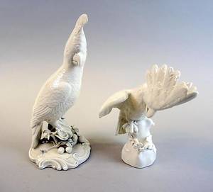 PAAR NYMPHENBURG PORZELLANFIGUREN,KAKADUS.