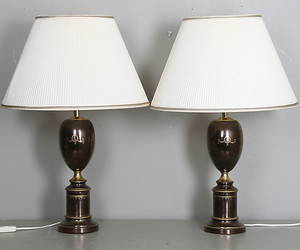 BORDSLAMPOR, ett par, gustaviansk stil, 1900-tal.