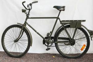 Äldre militärcykel