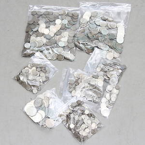 MYNT, svenska och utländska silvermynt, ca motsvarande 3,6 kg finsilver 9991000 silver.