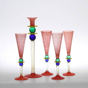 CHAMPAGNESTRUTAR 4 st samt LJUSSTAKE, glas, Harlequin Berit Johansson, Gense.