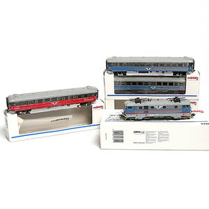 MÄRKLIN, H0, 3341, SJs ellok Rc 2 samt PERSONVAGNAR 3 st, i originalkartong.