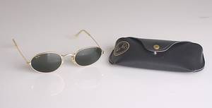 SOLGLASÖGON, RAY-BAN. BL, USA. 1970-tal.