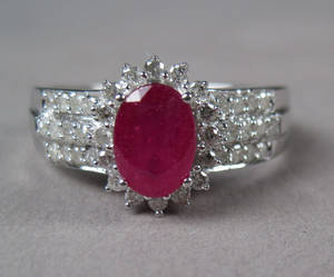Rubin- og diamantring