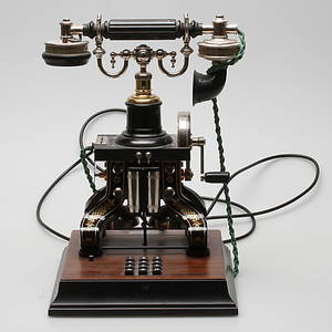 TELEFON, kopia efter Ericssons Taxen, märkt AB LM Ericsson, Stockholm.