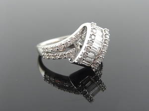 GAL CERIFIED, JACK. J COLLECTION DESIGNER DIAMOND RING 1,20cts 18k gold.