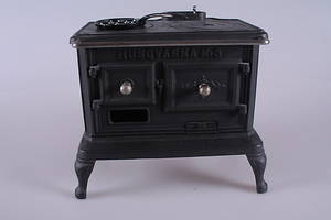 BARNSPIS, gjutjärn, Husqvarna, No. 3.